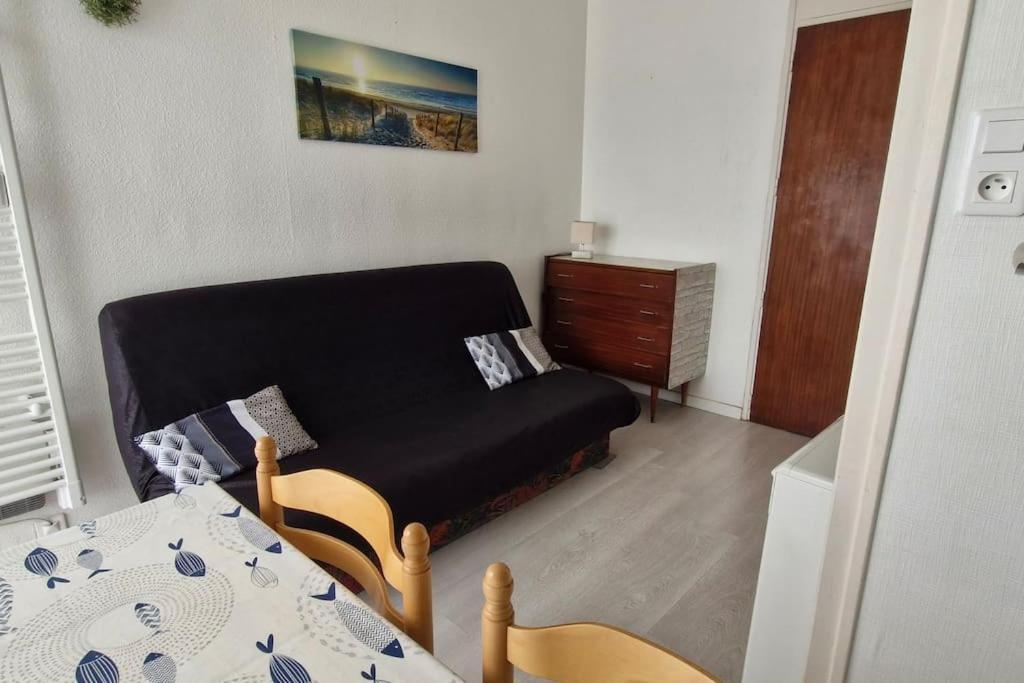 Studio 30M Plage - Marina 5 - 31 Allee Des Pinons - 1-1 Saint-Jean-de-Monts Bagian luar foto